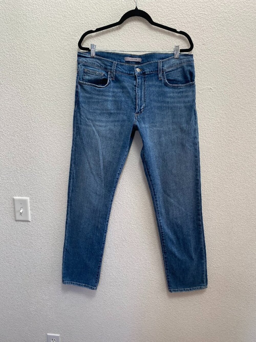 Joe's Jeans The Asher Slim Fit Jean Asriel Wash Size 36 x 32 Medium Wash